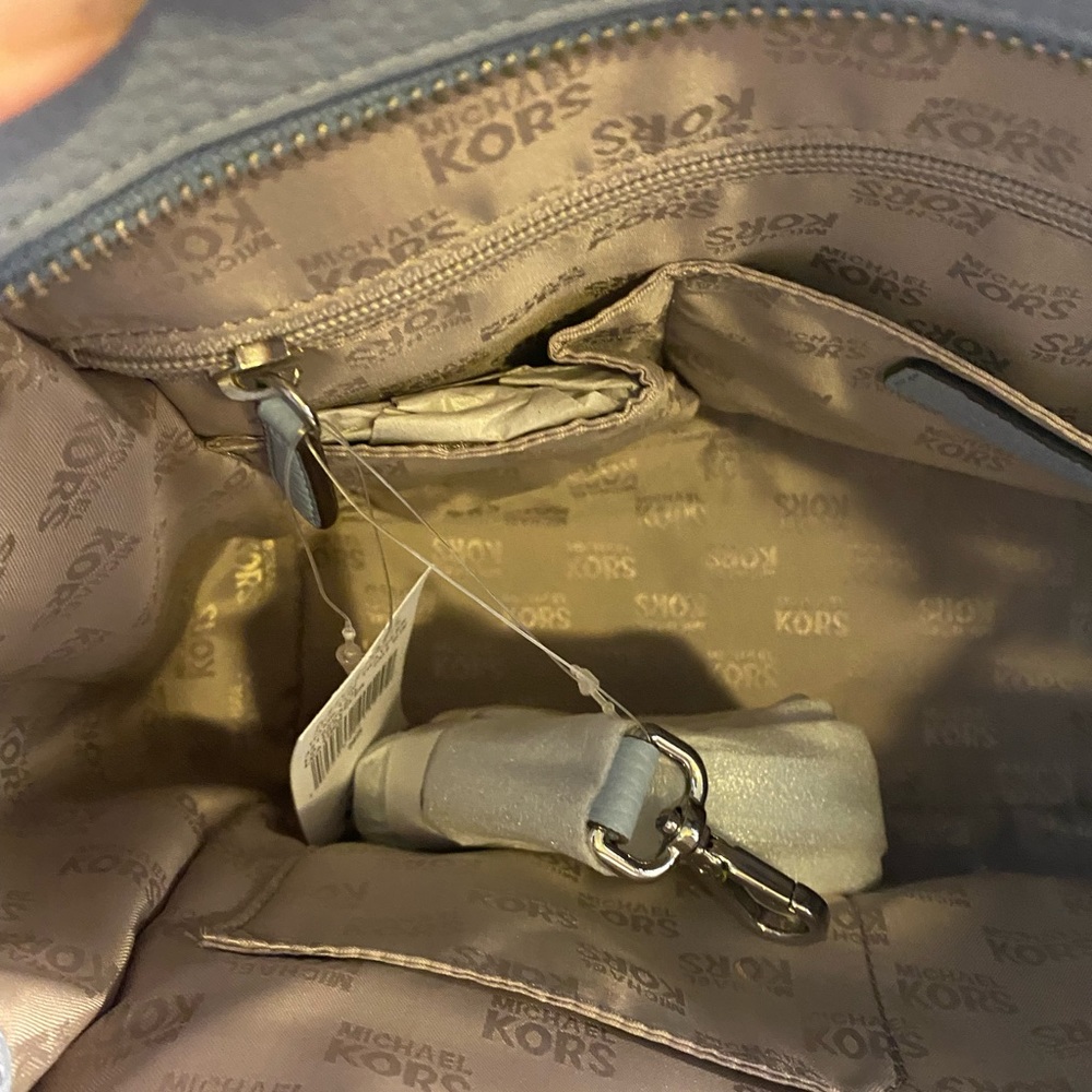 Michael Kors Hamilton Traveler bag (Brand new) - Picture 3 of 4
